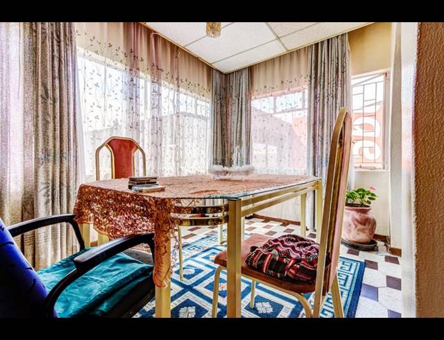 3 BEDROOM HOUSE FOR SALE IN FOREST HILL